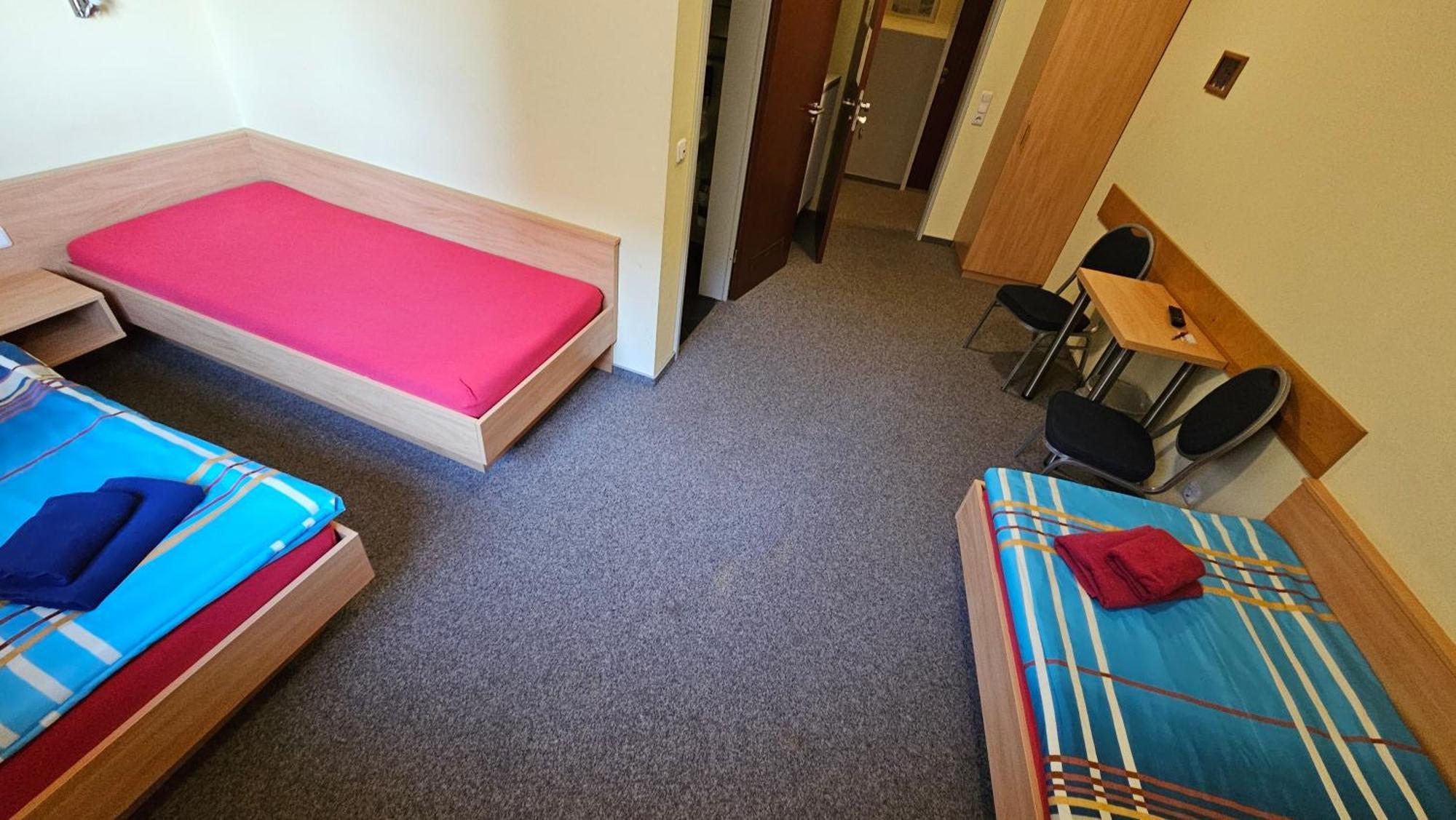 Hotel Kenner Treff Zewnętrze zdjęcie