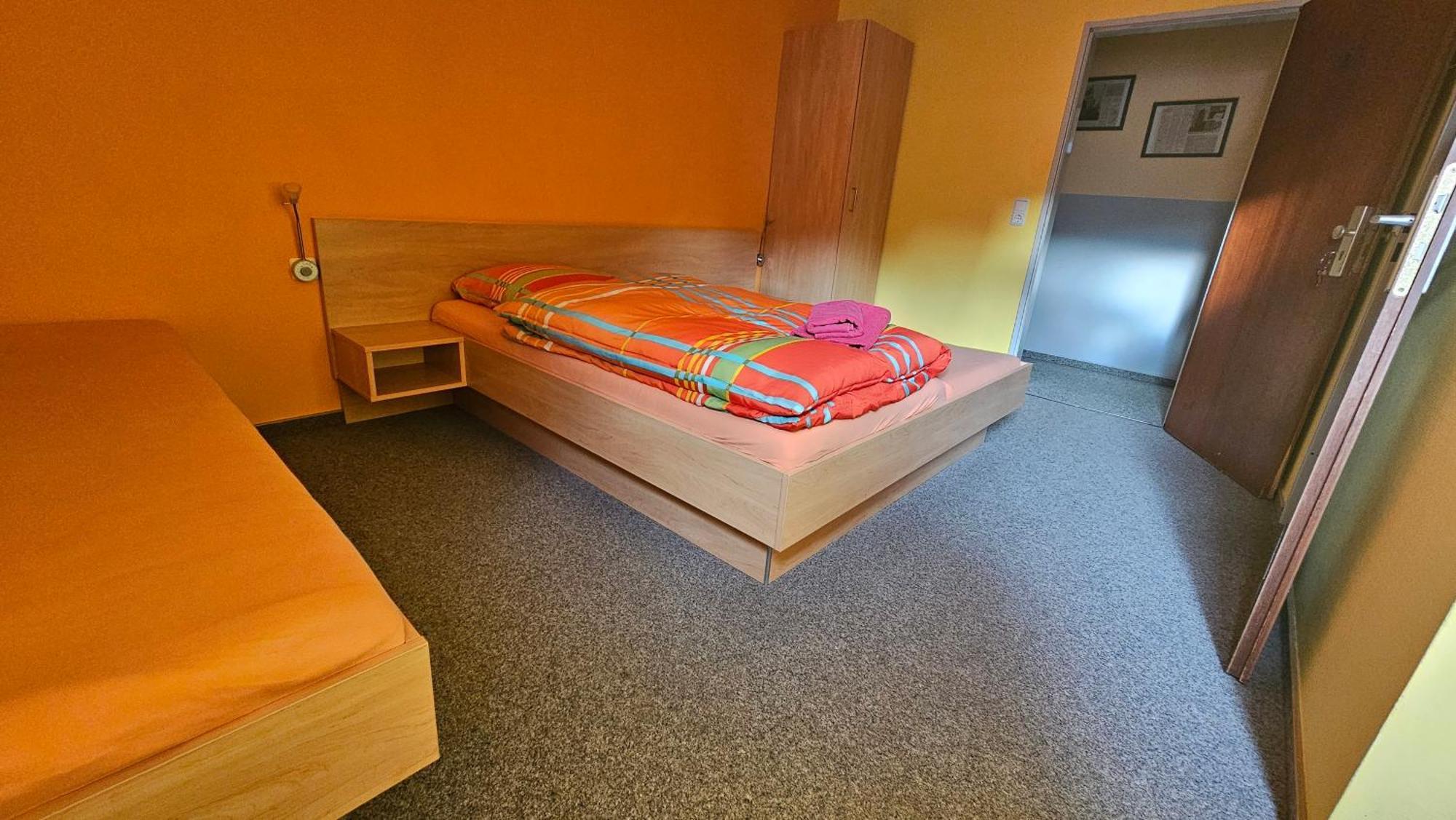 Hotel Kenner Treff Zewnętrze zdjęcie